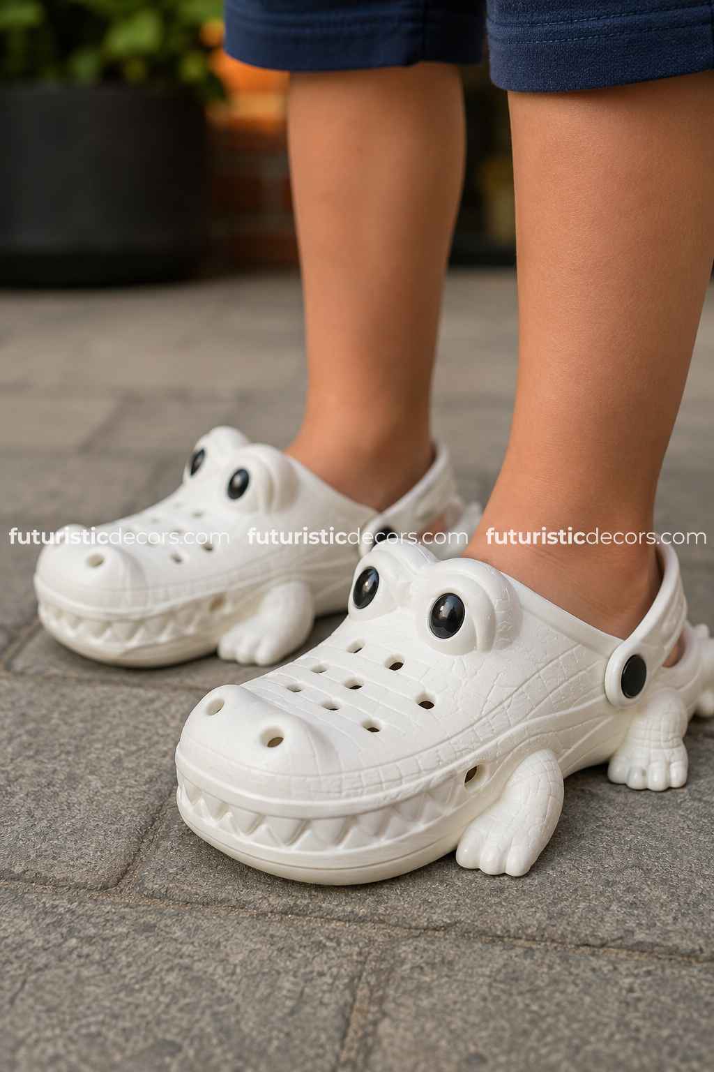 Crocodile Plastic Crocs for Kids & Adults: Sizing and Fit Guide Adorable Crocodile Plastic Crocs