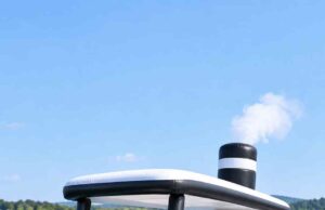 Inflatable battery powered steamboat: ultimate lake buying guide! battery-operated inflatable steamboat